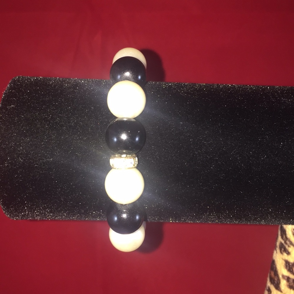 Beaded bracelet